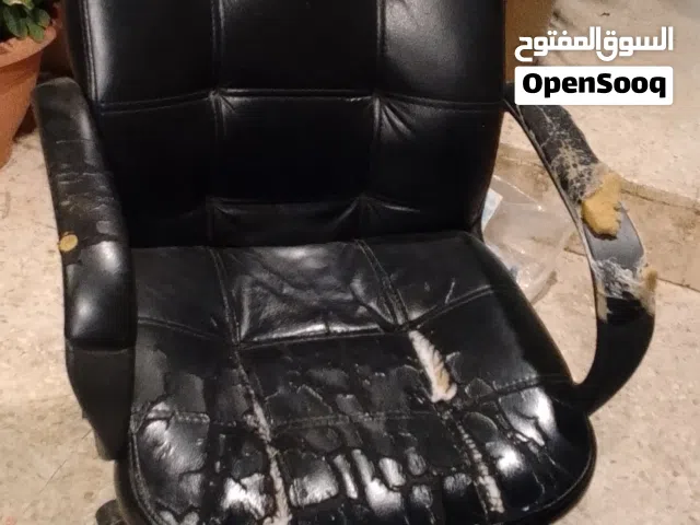 مكتب زان اثقيل جدااااا وكرسي للبيع