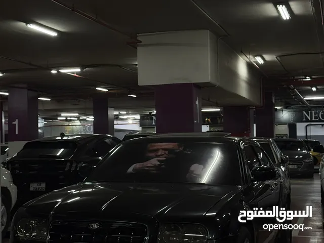 كرايزلر هيمي V8 السياره مغير الها مكانيك بالكامل تعال وافحص السياره موقعها مرج الحمام ع الواقع غير