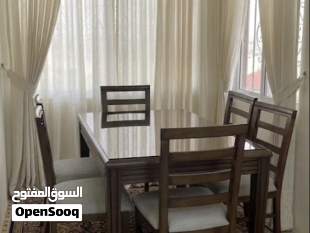 طاولة سفرة جديدة