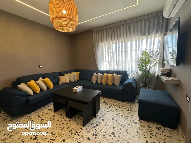 شقة مفروشة للايجار في الدوار الرابع ( Property 38232 )