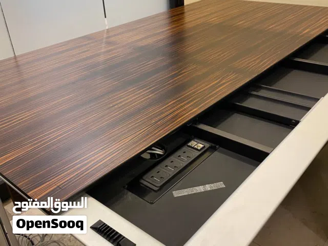 طاولات اجتماع