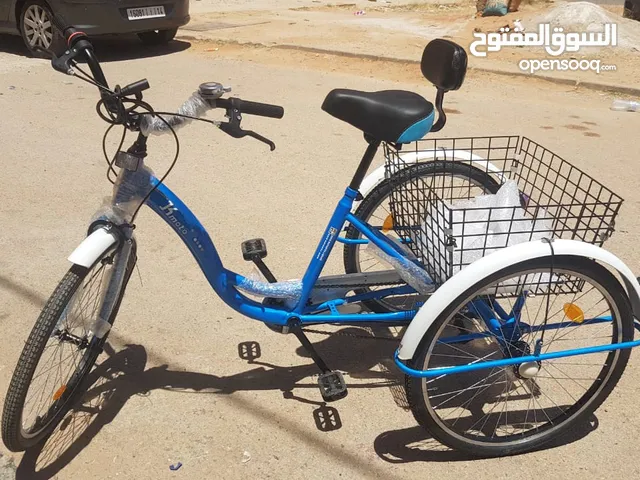 دراجات تلاثية العجلات تتميز الدراجة العادية بـ 7 فيتاس العجلة 24 بوصة جانطا المنيوم بنو
