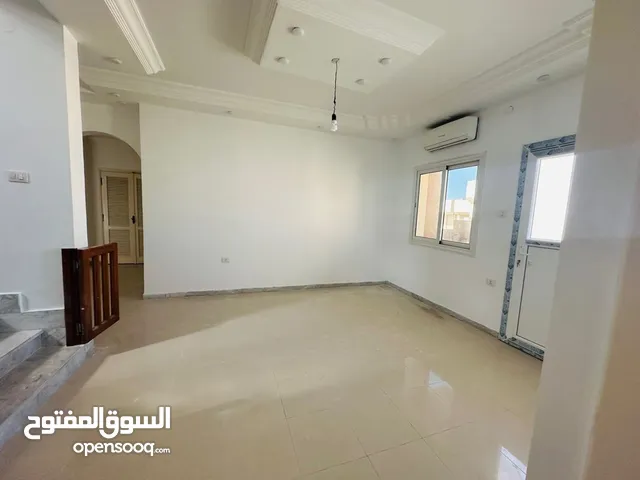 0 m2 5 Bedrooms Apartments for Rent in Tripoli Omar Al-Mukhtar Rd