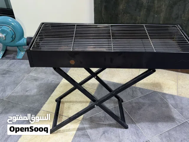 منقل للشواء مع مروحه