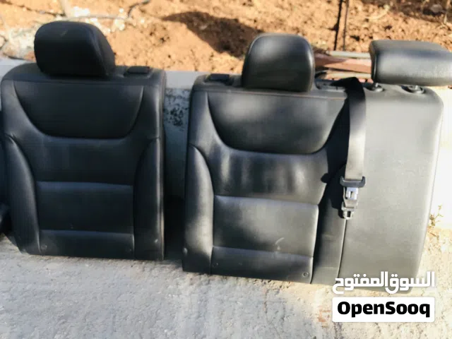 كراسي سيارة هونداي ايونك