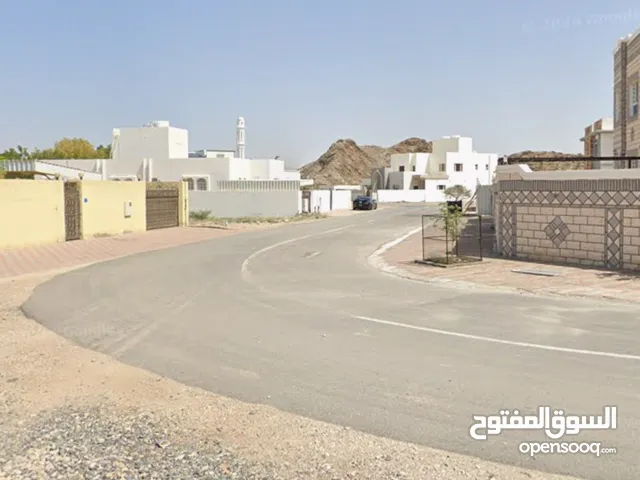 انا المالك والملك لله ارض ف النهضة 3 كل الخدمات موجوده