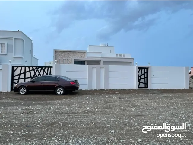 250 m2 3 Bedrooms Townhouse for Sale in Al Batinah Rustaq
