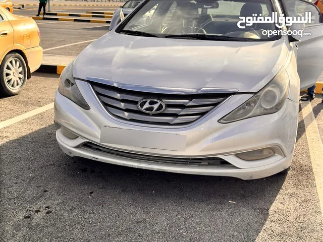 Used Hyundai Sonata in Tripoli