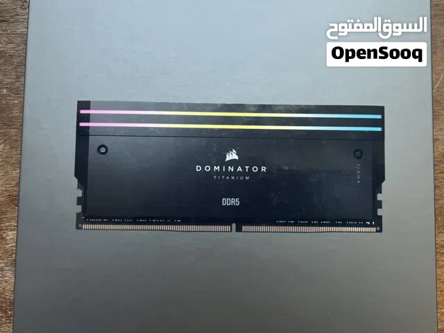 CORSAIR DOMINATOR TITANIUM RGB 32GB (2x16GB) DDR5 RAM 7200MT/s