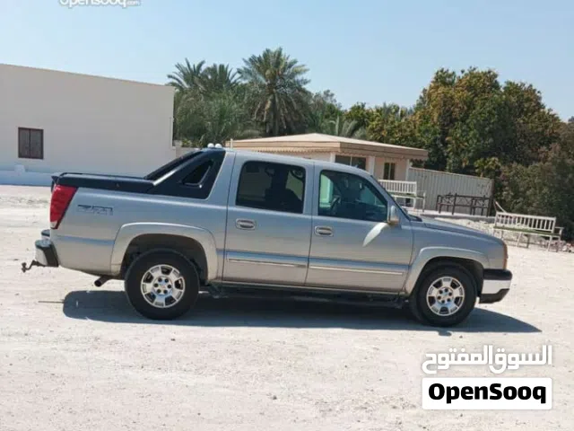 Used Chevrolet Avalanche in Central Governorate