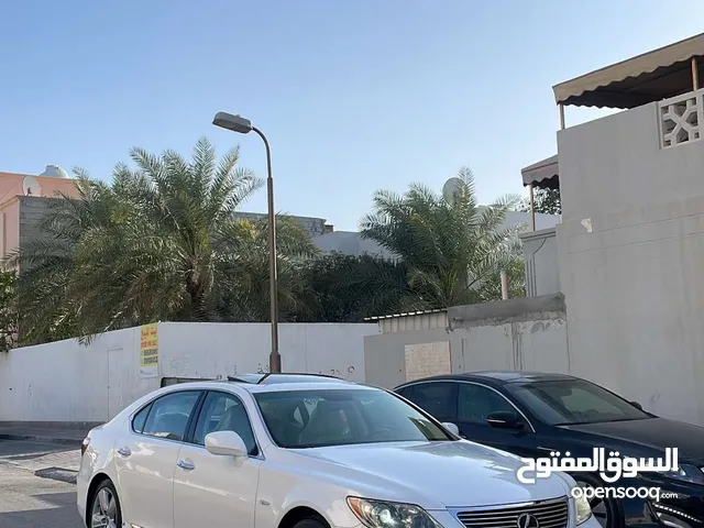 Used Lexus LS in Muharraq