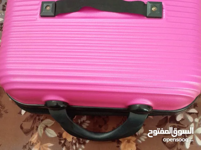 للبيع شنطه مستعملة