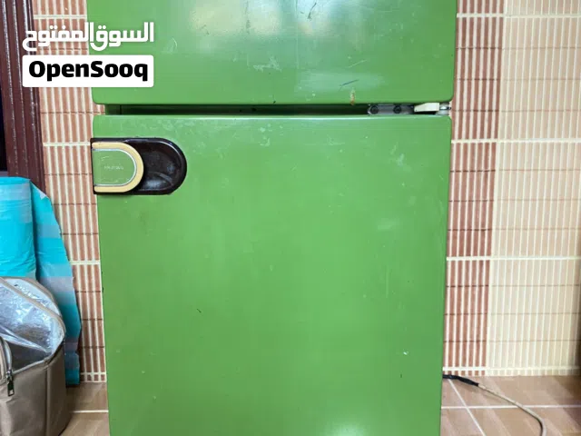 ثلاجة للبيع