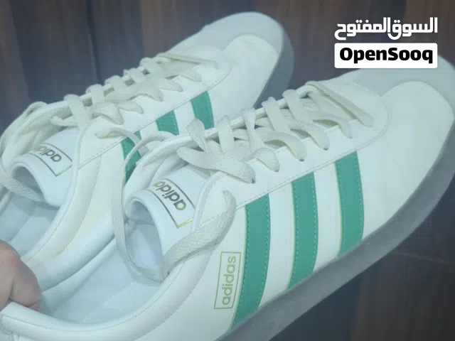شوز أديداس أصلي مقاس كبير نادر
