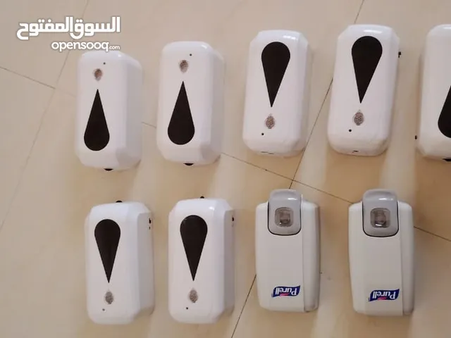 موزّع صابون / معقم يدوي بتصميم أنيق من الستانلس ستيل