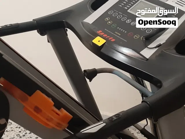 سير كهربائي معه 3معدات اقرؤا الوصف لا يوجد توصيل