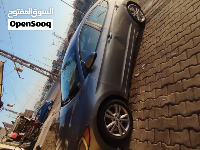2017 هيونداي النترا SE