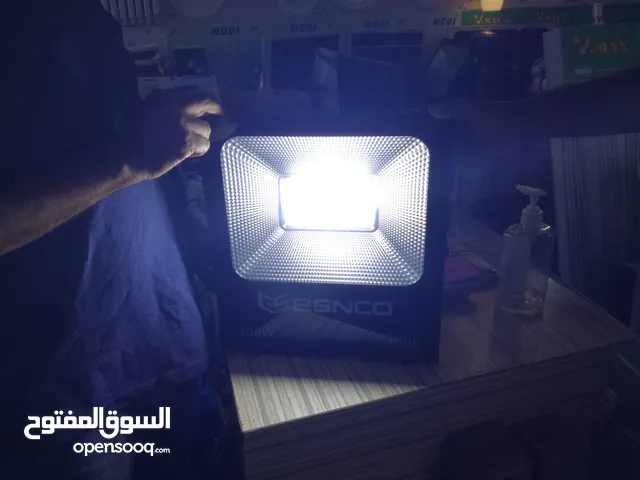 كشاف LED للإيجار