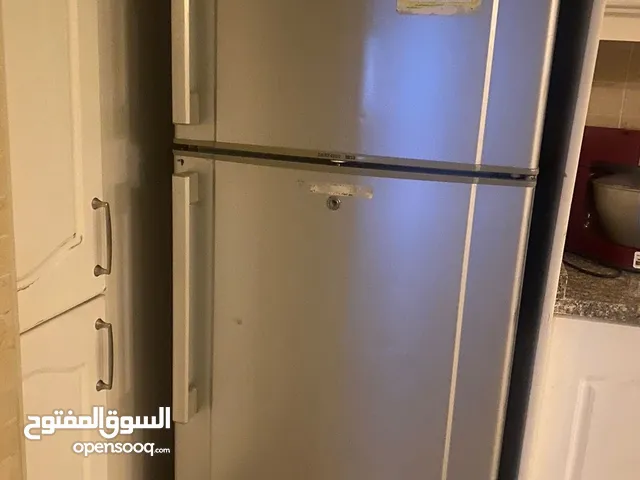 superwave ثلاجة بحالة شبه جديد