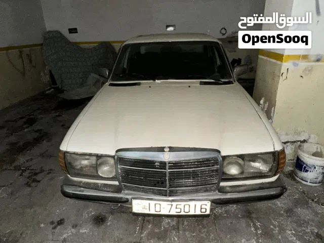 1978 Mercedes Benz E-Class E 200