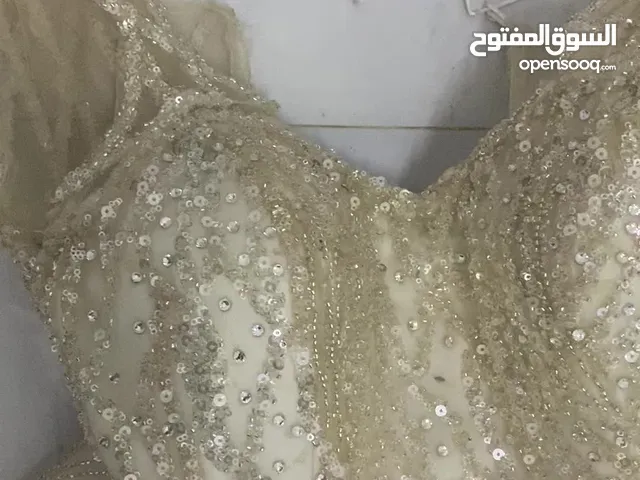 Weddings and Engagements Dresses in Al Dakhiliya