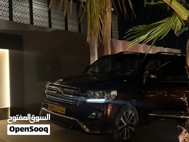 TOYOTA LAND CRUISER VXS MODEL 2016 119,000 km