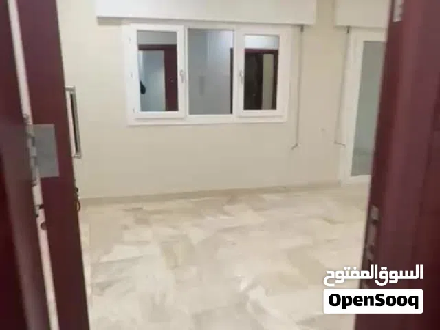 شقة مكتبي  للإيجار في حي الاندلس