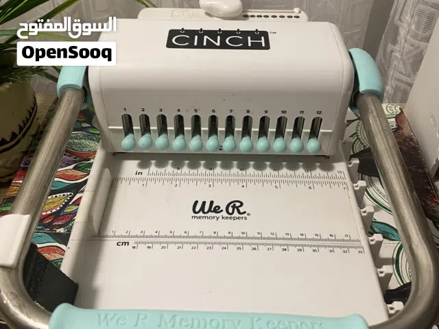 جهاز Cinch أصلي للتجليد والتخريم – استخدام خفيف