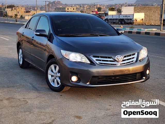 2013 تويوتا كورولا SE