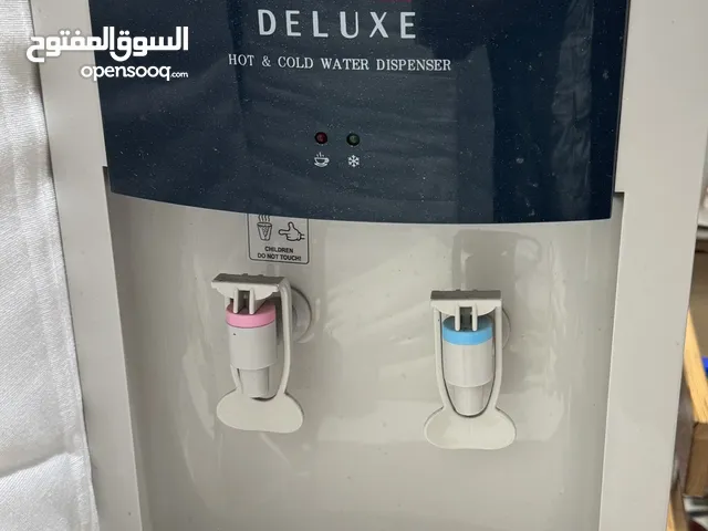 كولدير مياه صنع في كوريا حجم صغير ، يوضع علي طاوله ، يعبأ بعبوات مياه كبيره 18 لتر ، حالة ممتازه