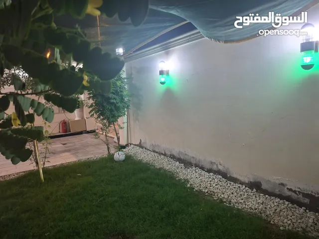 200 m2 2 Bedrooms Villa for Sale in Basra Basra Sports City