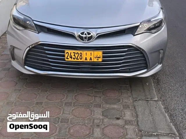 تويوتا أفالون XLE موديل 2013