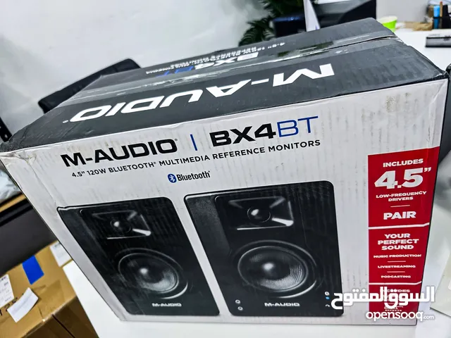 عدة أستوديو سبيكر إحترافي واصلة من أمريكا M AUDIO الموديل الأخير وبوب فلتر وفوم عازل بمواصفات عالية