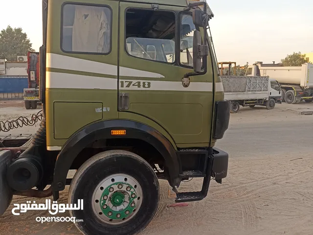 مرسيدس LP 1748موديل 90 Mercedes LP 1748 Model 90 مرسڈیز ایل پی 1748، 1990 ماڈل