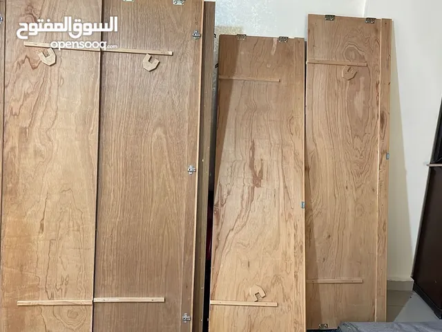 خزانة ثلاث ضرف بحالة ممتازه جدا