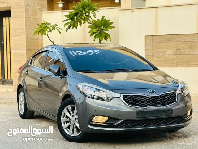 Used Kia K3 in Tripoli