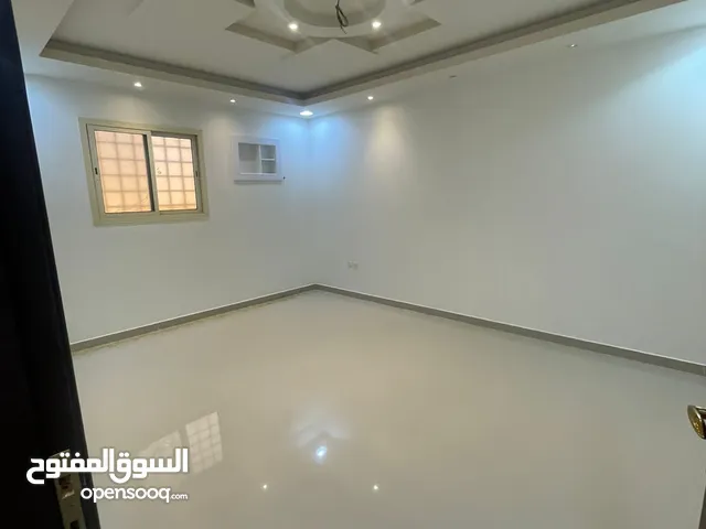 165 m2 4 Bedrooms Apartments for Rent in Al Riyadh Dhahrat Laban