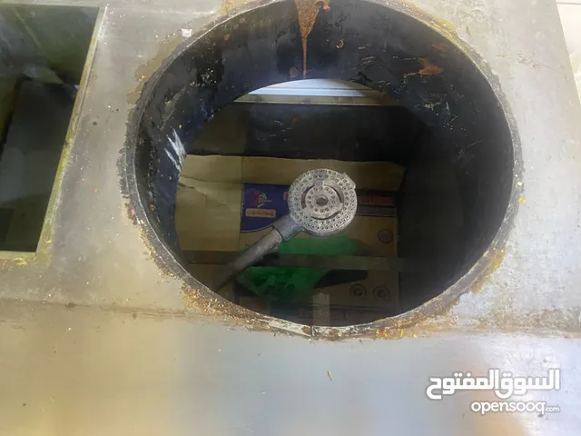 عدة مطعم للبيع