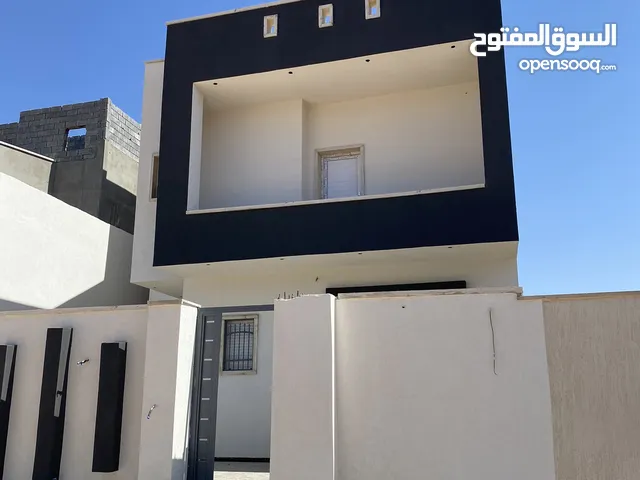 300 m2 5 Bedrooms Villa for Sale in Tripoli Alswani