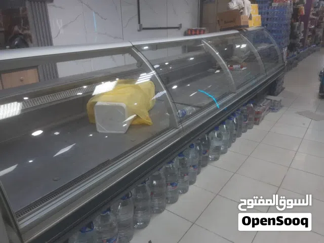 ثلاجه عرض اجبان او لحوم