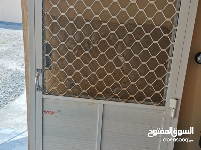 باب المنيوم مستعمله للبيع العدد 2