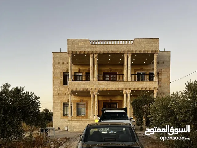 300 m2 5 Bedrooms Townhouse for Rent in Irbid Other
