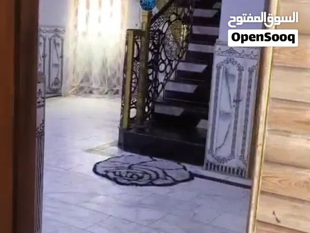 185 m2 2 Bedrooms Townhouse for Sale in Basra Al-Jazzera