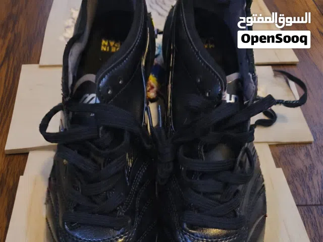 متجر كوت لبيع التجهزات الرياضيه