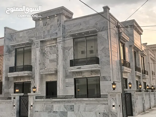 Modern family House , Corner and elegant location