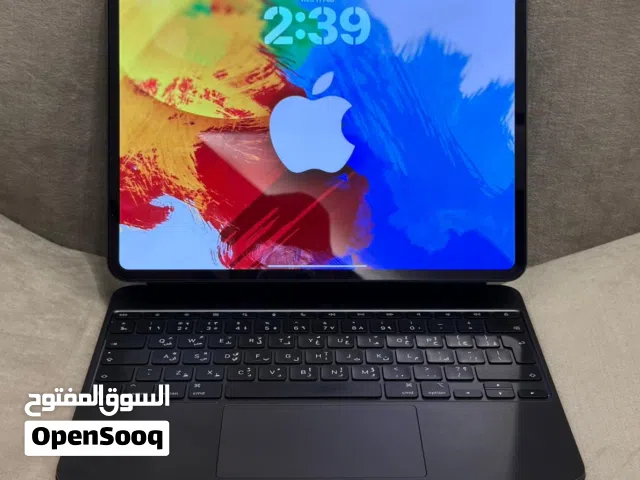 Apple iPad Pro 13-inch (M4 Chip) – 256GB – WiFi – Space Black Includes Original Apple Magic Keyboard