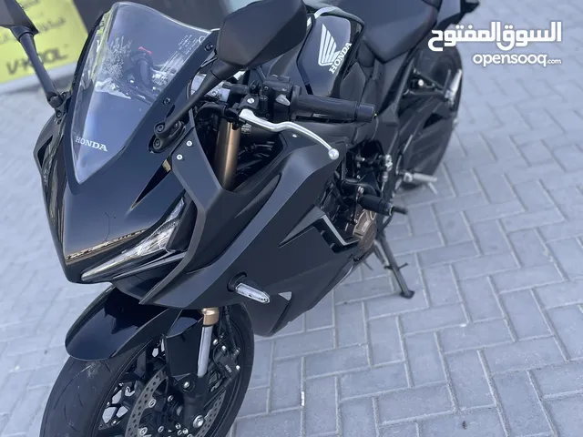 HONDA CBR 650R