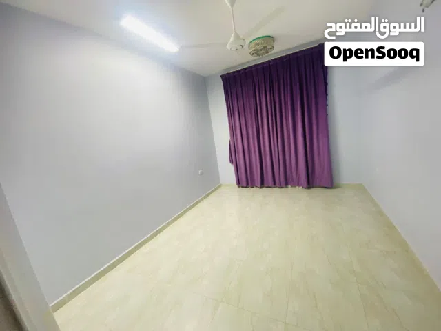 غرفة باحمام مشترك بالسيب قريب سوق السيب قريب.اسواق مكة شامل فواتير والصيانة