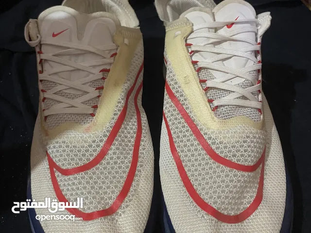 sport shoes for sale