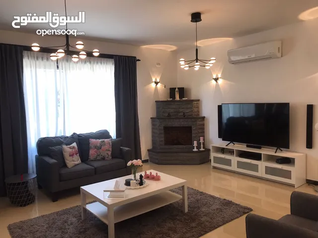 225m2 3 Bedrooms Apartments for Rent in Amman Um El Summaq
